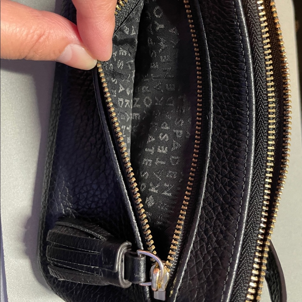 USED Kate Spade Chester Pebbled Wristlet - Picture 4 of 6